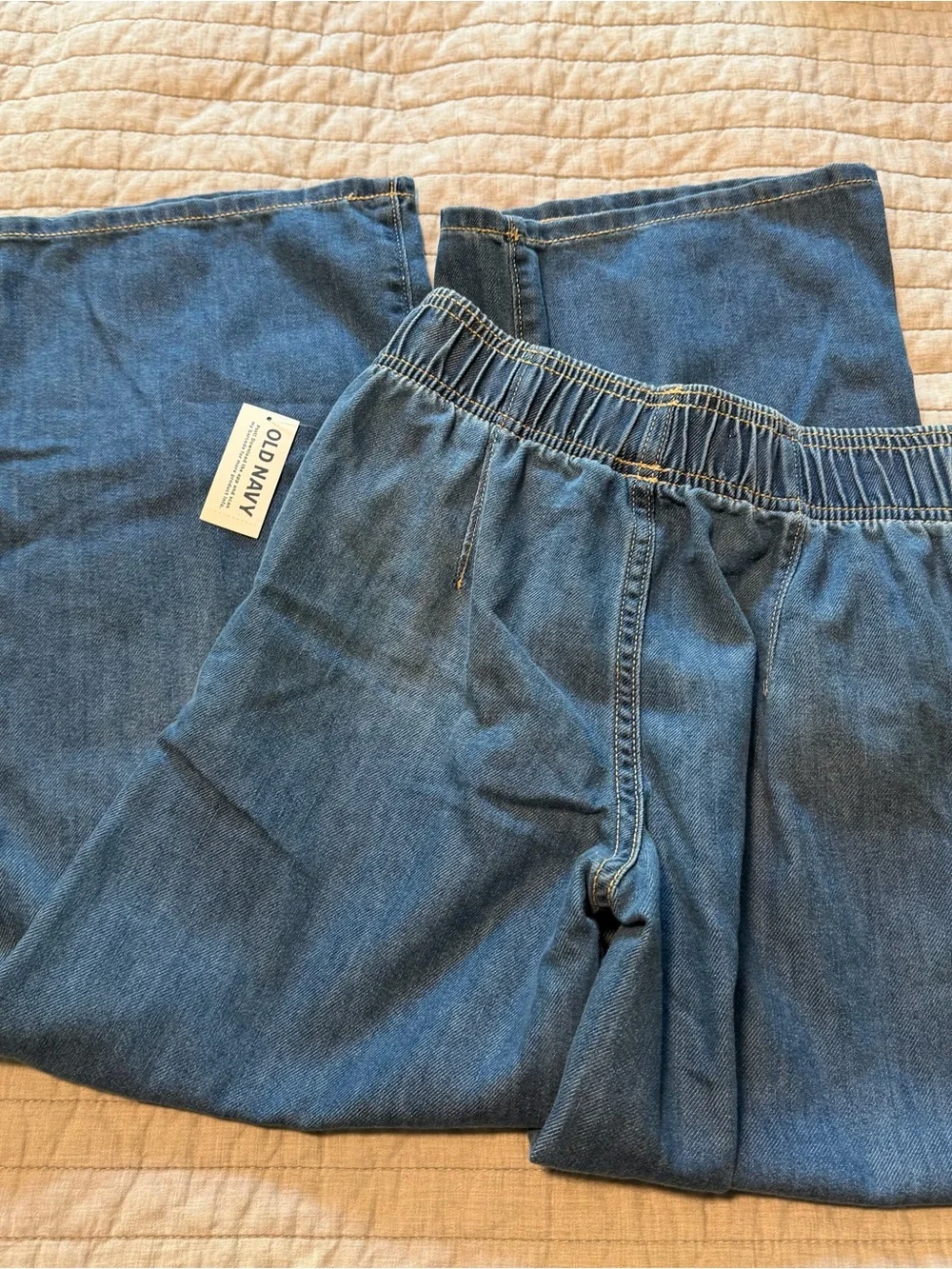 NWT Old Navy Medium Blue Baggy Fit Jeans